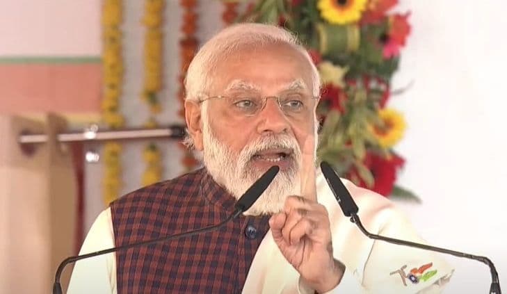 Ganga Expressway: पहले की सरकारों ने विकास नहीं किया, सिर्फ अपनी तिजोरियों को भरा- पीएम मोदी