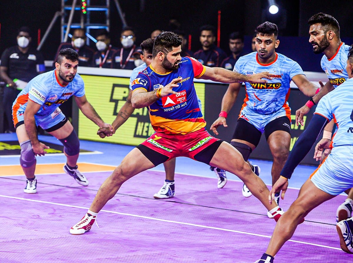 Pro Kabaddi: बेंगलुरु में आज प्रो कबड्डी की धूम, तीन मैच में भिड़ेंगी 6 टीमें, जानें किसका पलड़ा होगा भारी
