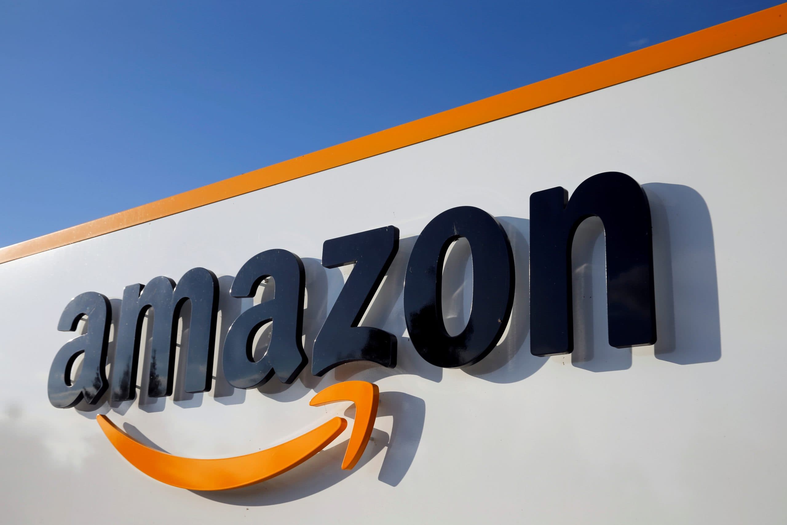 Agra News: Amazon ने कस्टमर से लाखों का किया फ्रॉड, चंद सेकेंड में 9.35 लाख रुपए गायब, पीड़ित मांग रहा इंसाफ