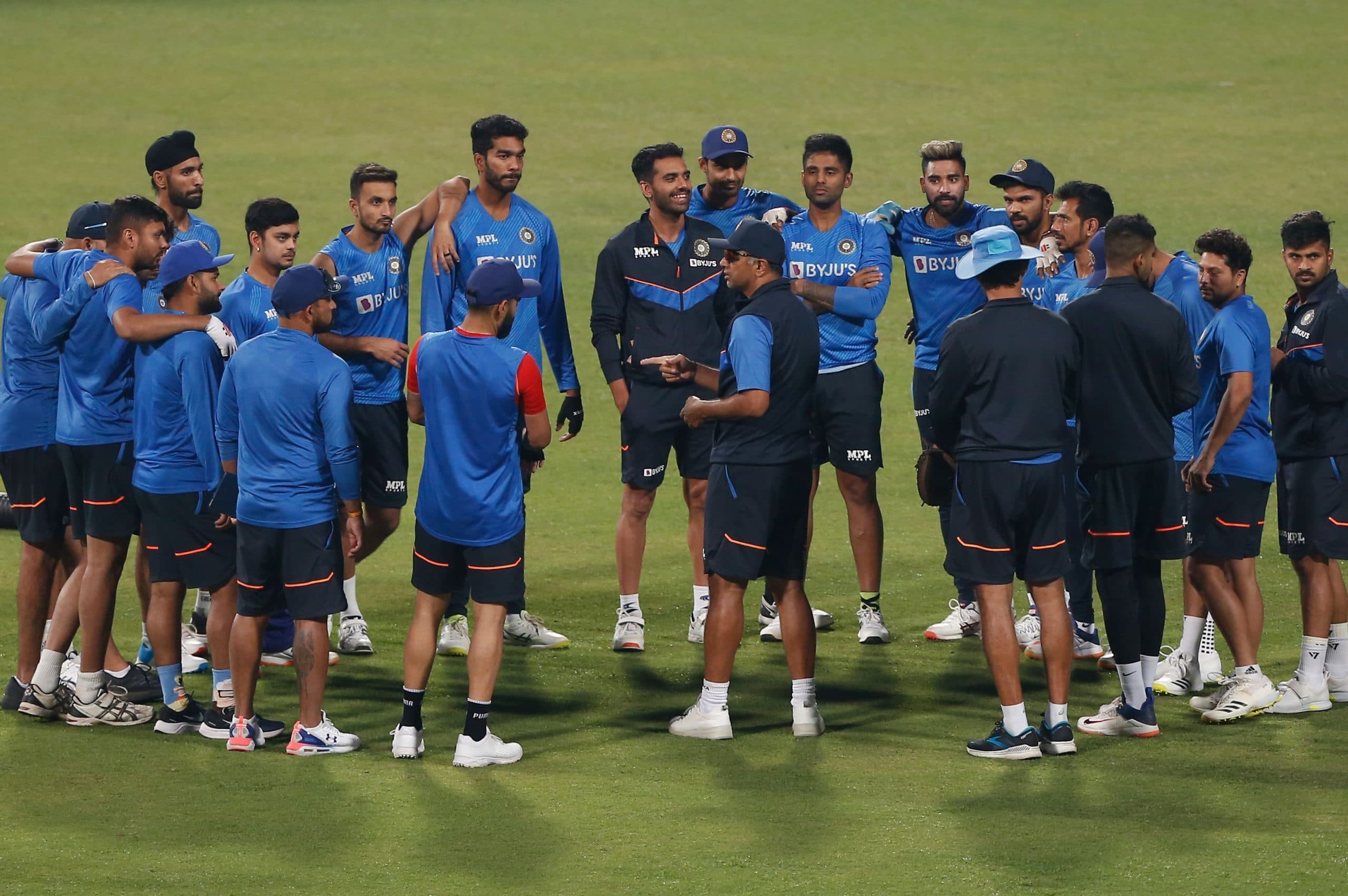 IND vs WI T20: वेस्टइंडीज के खिलाफ रोहित शर्मा और विराट कोहली का रहा है शानदार रिकॉर्ड, आज पहला मुकाबला