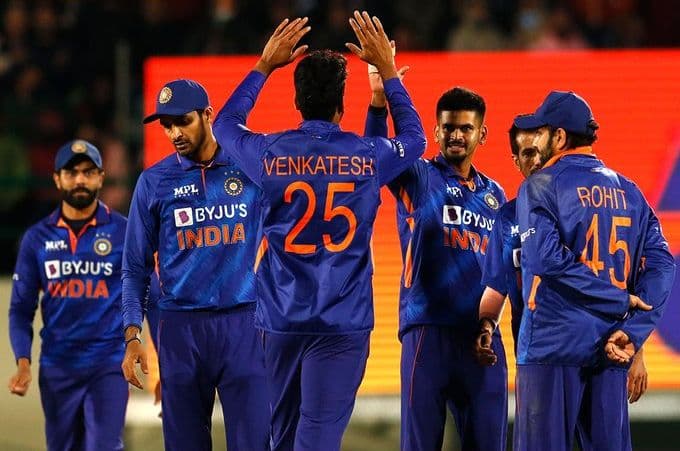 IPL 2022: ICC टी-20 वर्ल्ड कप से पहले टीम इंडिया को बड़ा झटका, पांच स्टार खिलाड़ी आईपीएल में हुए चोटिल IPL 2022: ICC टी-20 वर्ल्ड कप से पहले टीम इंडिया को बड़ा झटका, पांच स्टार खिलाड़ी आईपीएल में हुए चोटिल