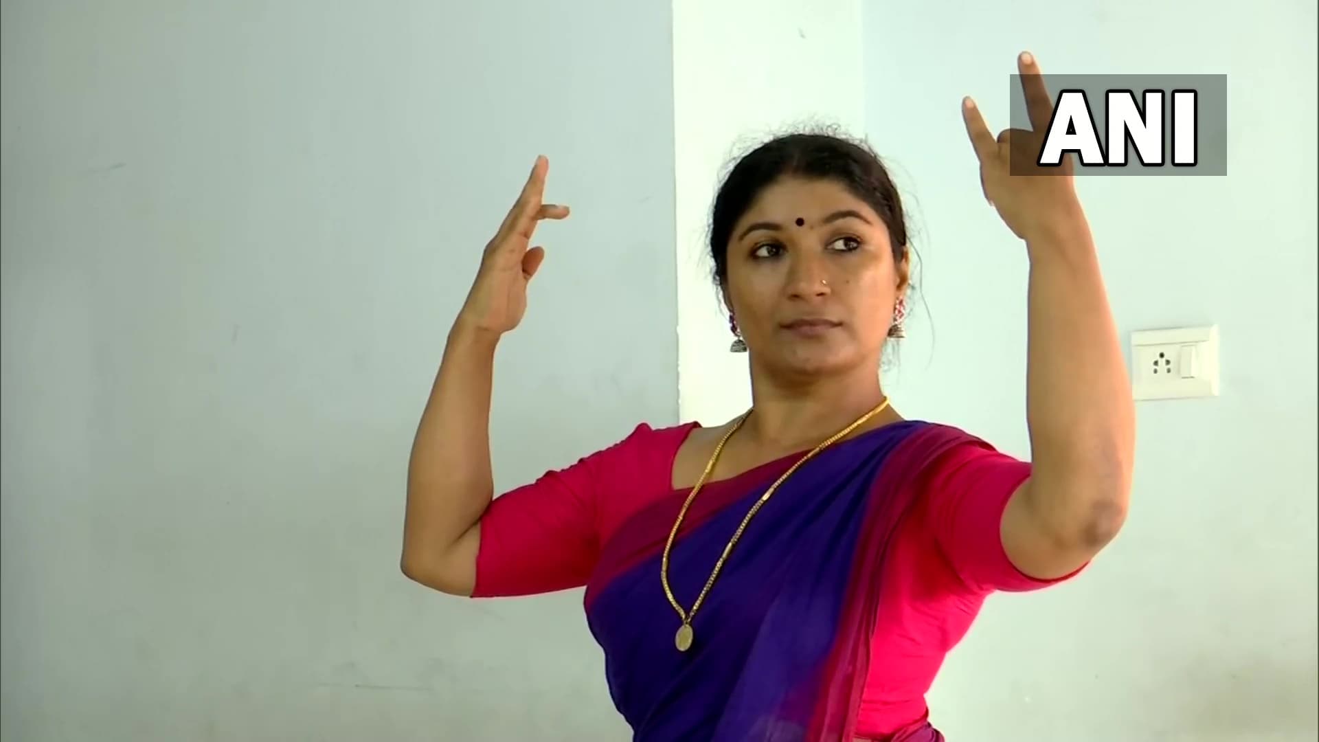 केरल: गैर हिंदू होने की वजह से डांस कलाकार को नहीं दी गई कूडलमानिक्यम मंदिर में परफॉर्म करने की इजाजत