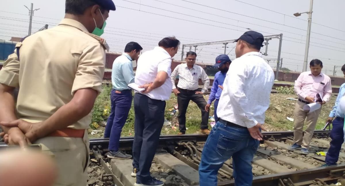 Indian Railways: यूपी में रेल ट्रैक दोहरीकरण से पूर्व बिहार आनेवाली कई ट्रेनें रद्द, देखे पूरी लिस्ट