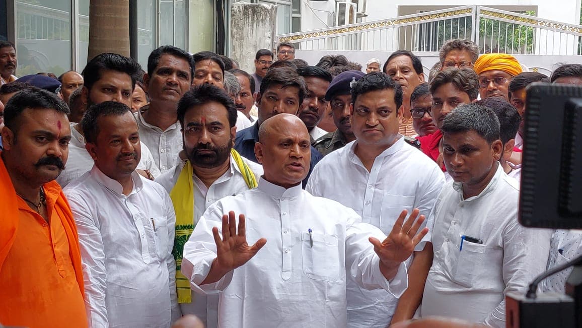 नीतीश कुमार पर विश्वास, पीएम मोदी करेंगे मंत्री पद का फैसला, टिकट कटने के बाद पहली बार बोले RCP Singh नीतीश कुमार पर विश्वास, पीएम मोदी करेंगे मंत्री पद का फैसला, टिकट कटने के बाद पहली बार बोले RCP Singh