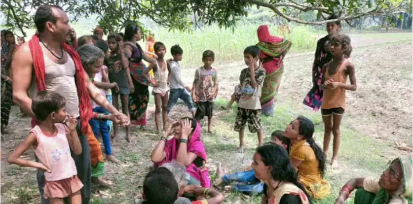 बेतिया में 10 इंच जमीन के लिए पड़ोसियों ने गला काटकर की युवक की हत्या, 2 महिला समेत पांच घायल