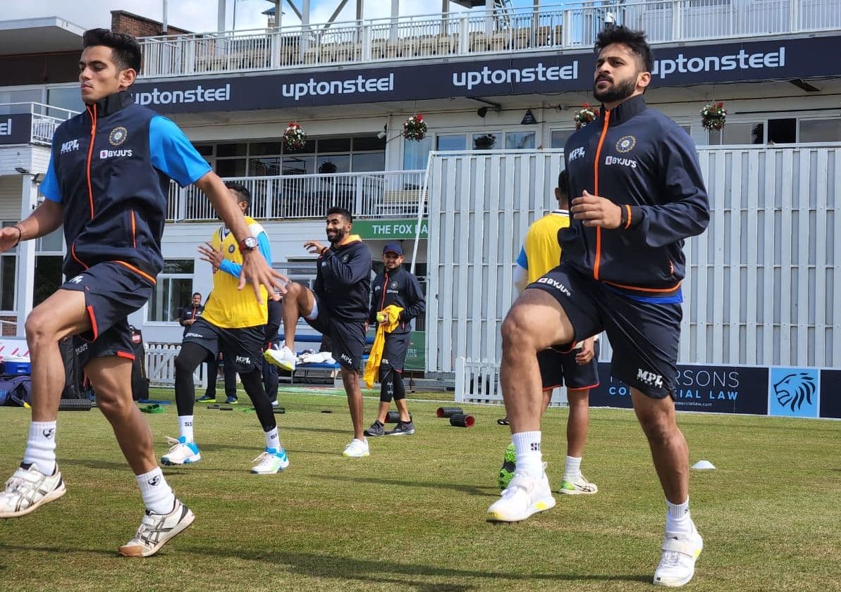 India vs England: रोहित शर्मा, बुमराह के साथ टीम इंडिया ने लीसेस्टर में शुरू किया अभ्यास, देखें तस्वीरें India vs England: रोहित शर्मा, बुमराह के साथ टीम इंडिया ने लीसेस्टर में शुरू किया अभ्यास, देखें तस्वीरें