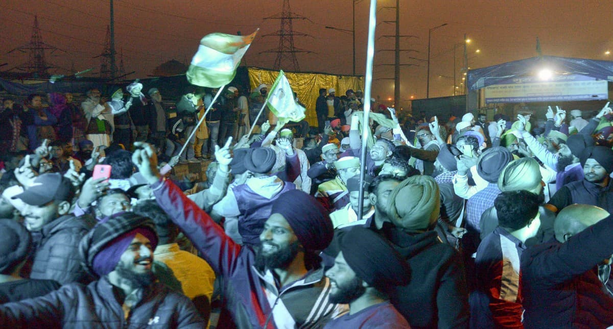 Farmers Protest: आज होगी किसानों की घर वापसी, तंबू उखड़े, ट्रैक्टर सजे