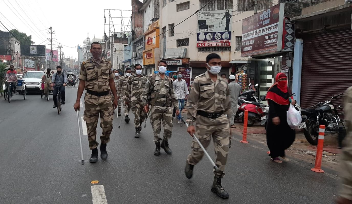 सरस्वती पूजा में रहेगी असामाजिक तत्वों पर  
बिहार पुलिस की विशेष नजर, डीजे और अश्लील गानों पर रोक