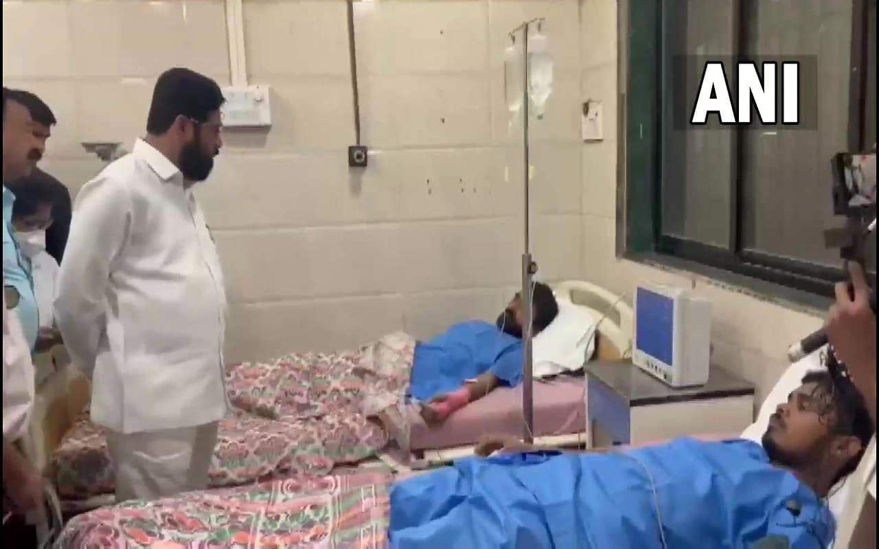 महाराष्ट्र: भिवंडी में इमारत ढहने से अबतक 3 लोगों की मौत , सीएम ने की घायलों से मुलाकात, मुआवजे की घोषणा