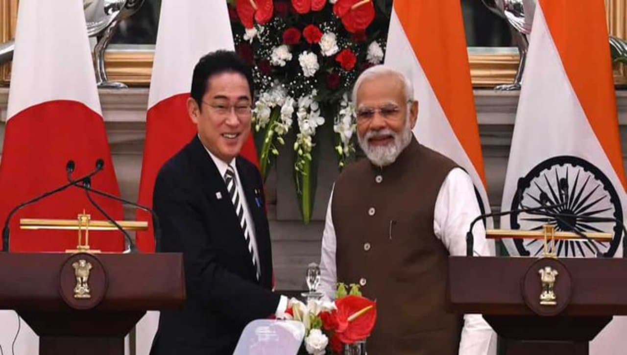 फुमियो किशिदा और पीएम मोदी ने दो समझौतों पर किए हस्ताक्षर, G7 हिरोशिमा सम्मेलन के लिए निमंत्रण