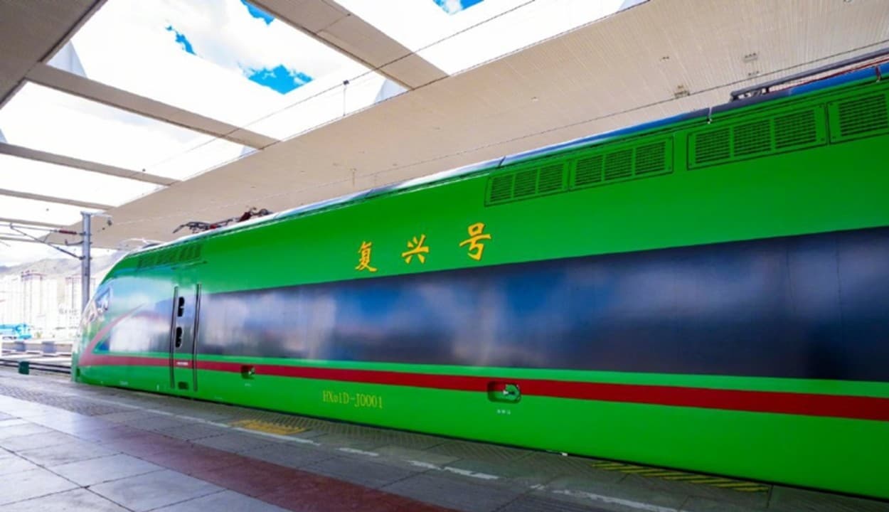 चीन की नई चाल : भारत की सीमा पर ताकत बढ़ाने के लिए तिब्बत में चलाई बुलेट ट्रेन, चेंगदू से ल्हासा तक आसानी से पहुंचेंगे हथियार