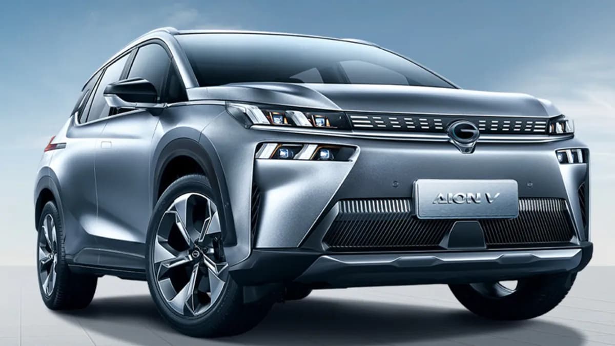 Fastest Charging Electric Car: 10 मिनट में फुल चार्ज होकर 1000 KM दौड़ेगी GAC Aion V SUV