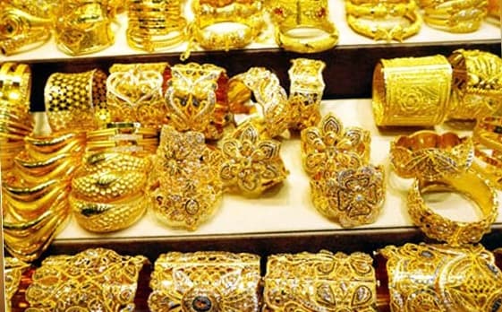 Gold-Silver Price Today: धड़ाम से गिरा सोना-चांदी का भाव, 900 तक टूटा गोल्ड, जानें क्या है आपके शहर का भाव