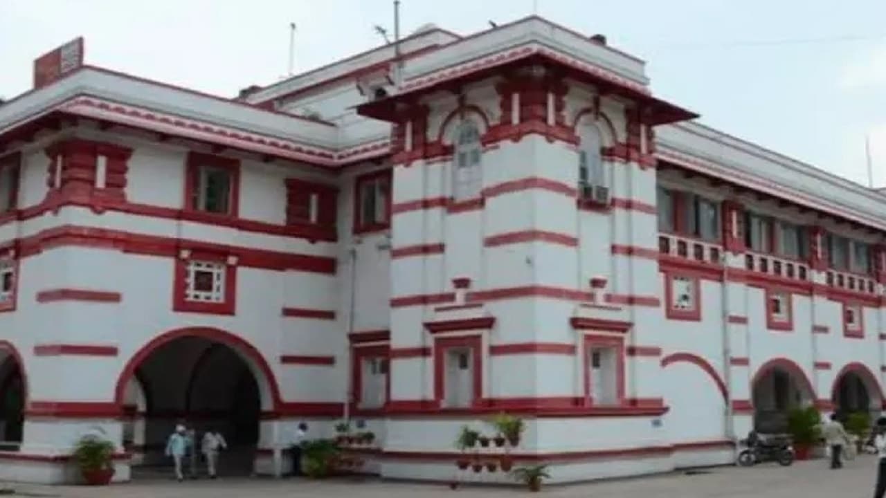 भारतीय डाक विभाग 6वीं से 9वीं तक के छात्रों को दे रहा है छात्रवृत्ति, जाने कैसे और कितना मिलेगा पैसा