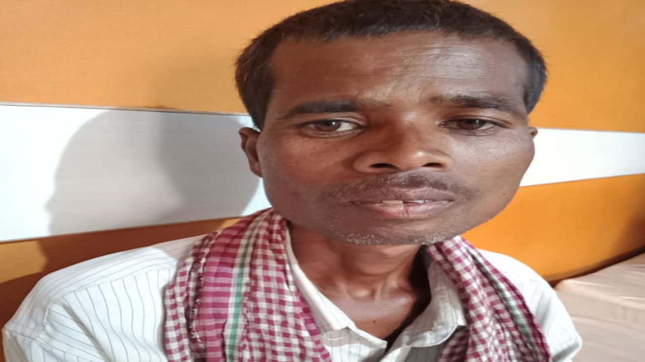 हजारीबाग के चौपारण के गणेश को अपनों का नहीं मिला साथ, पत्नी और बच्चे भी फेरे मुंह, छोटे भाई ने दी मुखाग्नि