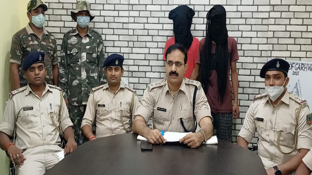 गढ़वा में इंटर स्टेट वाहन चोर गिरोह के 2 आरोपी समेत 5 बाइक बरामद, छत्तीसगढ़ से है कनेक्शन