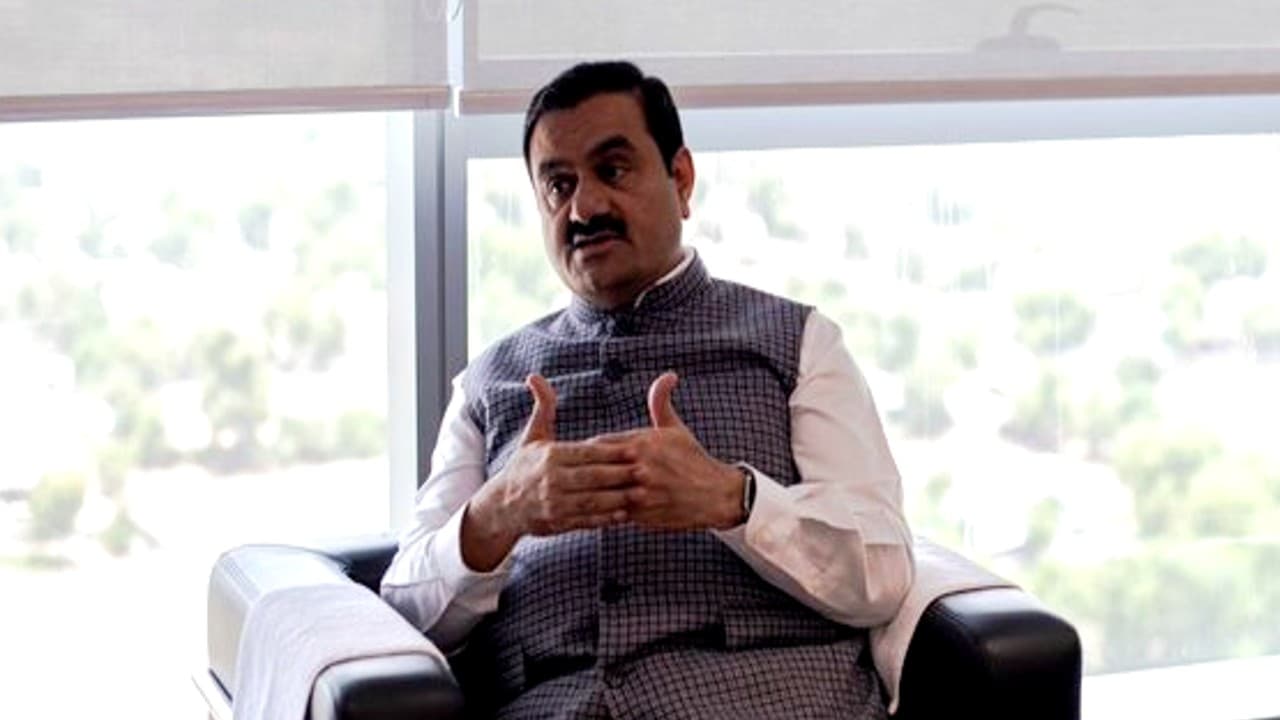 गौतम अदानी के हाथ आएगी डिज्नी हॉटस्टार, जानें वॉल्ट डिज्नी भारत ने क्या कहा