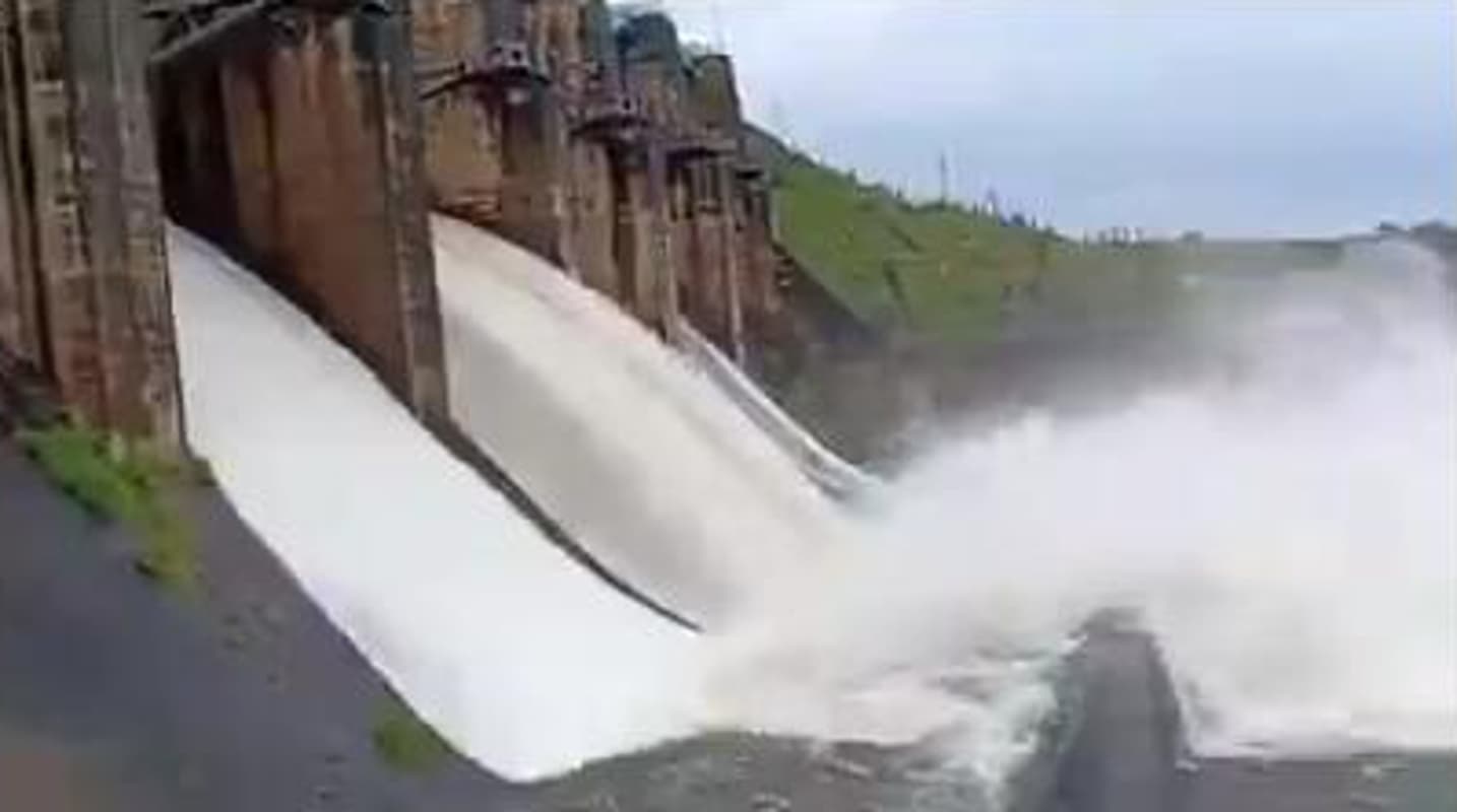 Jharkhand Weather Forecast : रांची में वज्रपात से महिला की मौत, 23 अगस्त को बंगाल की खाड़ी में फिर बनेगा लो प्रेशर एरिया, जमकर होगी बारिश