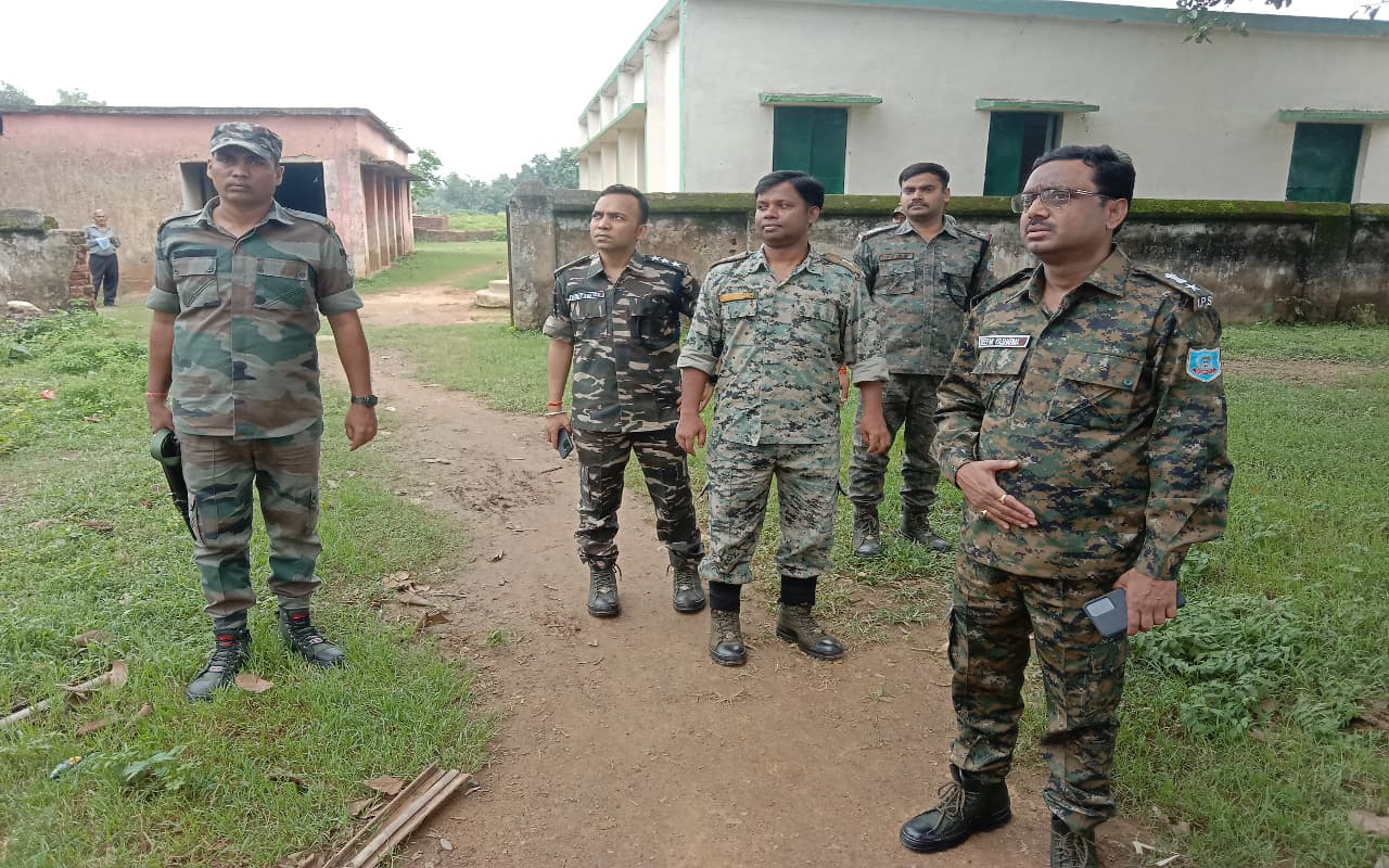 डुमरी उपचुनाव :  गिरिडीह जिला निर्वाचन पदाधिकारी ने विभिन्न सेल का किया गठन, प्रशासनिक सक्रियता भी बढ़ी