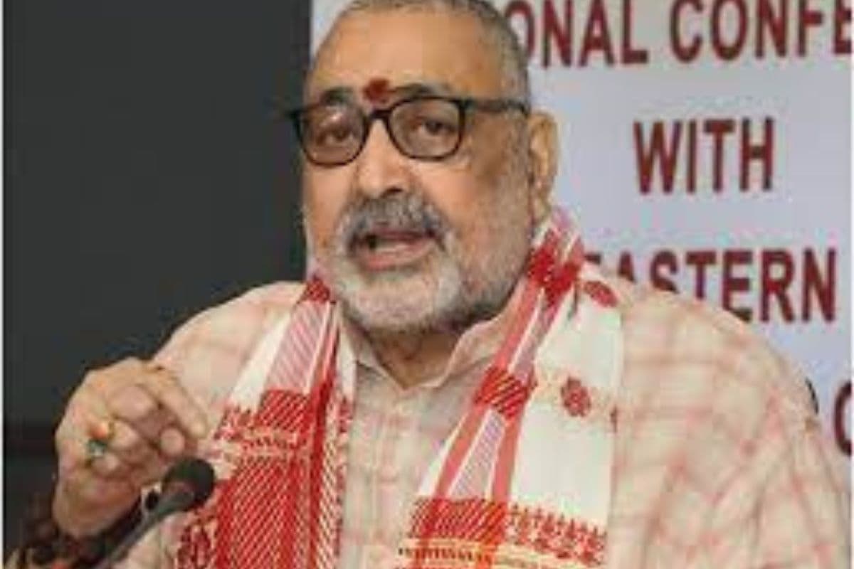 Bihar: राहुल गांधी पर गिरिराज सिंह का बड़ा बयान, सोनिया की देशभक्ति पर उठाये सवाल