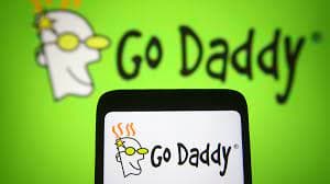 GoDaddy की सुरक्षा में लगी सेंध, 12 लाख यूजर्स का डेटा लीक, कंपनी ने किया ALERT