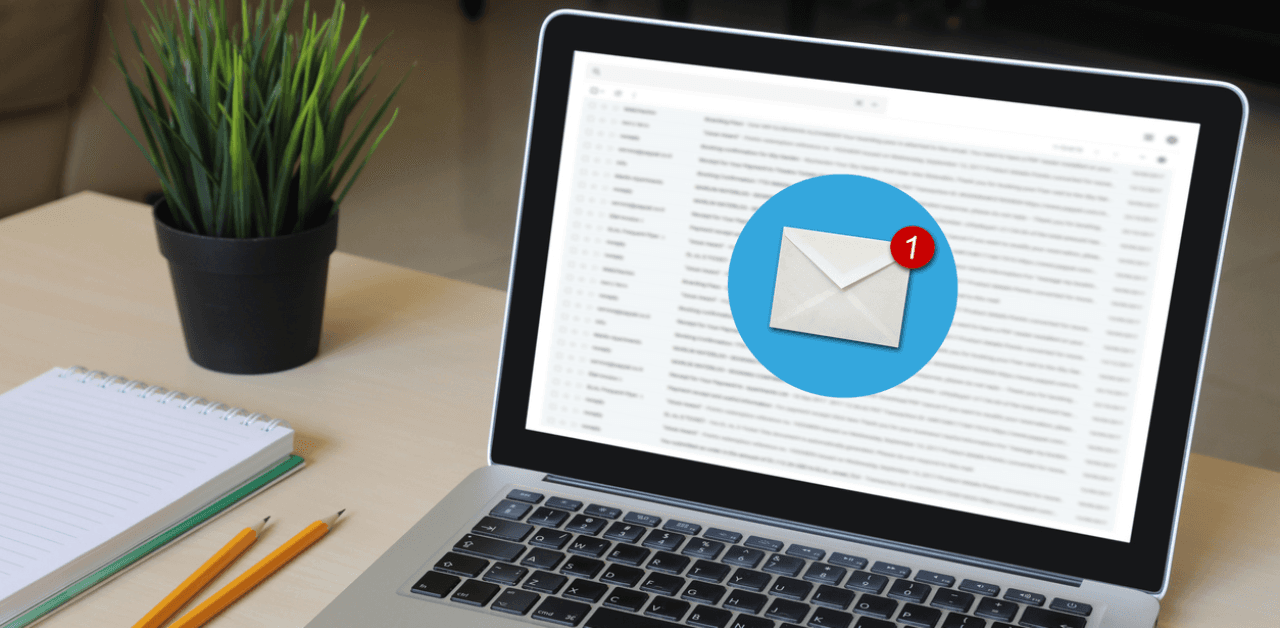 GoDaddy ने अपने स्टाफ मेंबर्स के साथ बोनस के नाम पर खेल कर दिया! मामला रोचक है