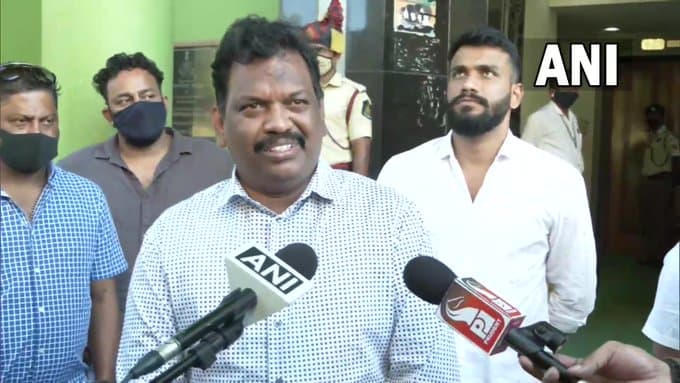 Goa Assembly Election 2022: गोवा में चुनाव से पहले बीजेपी को झटका,माइकल लोबो ने मंत्री पद से दिया इस्तीफा