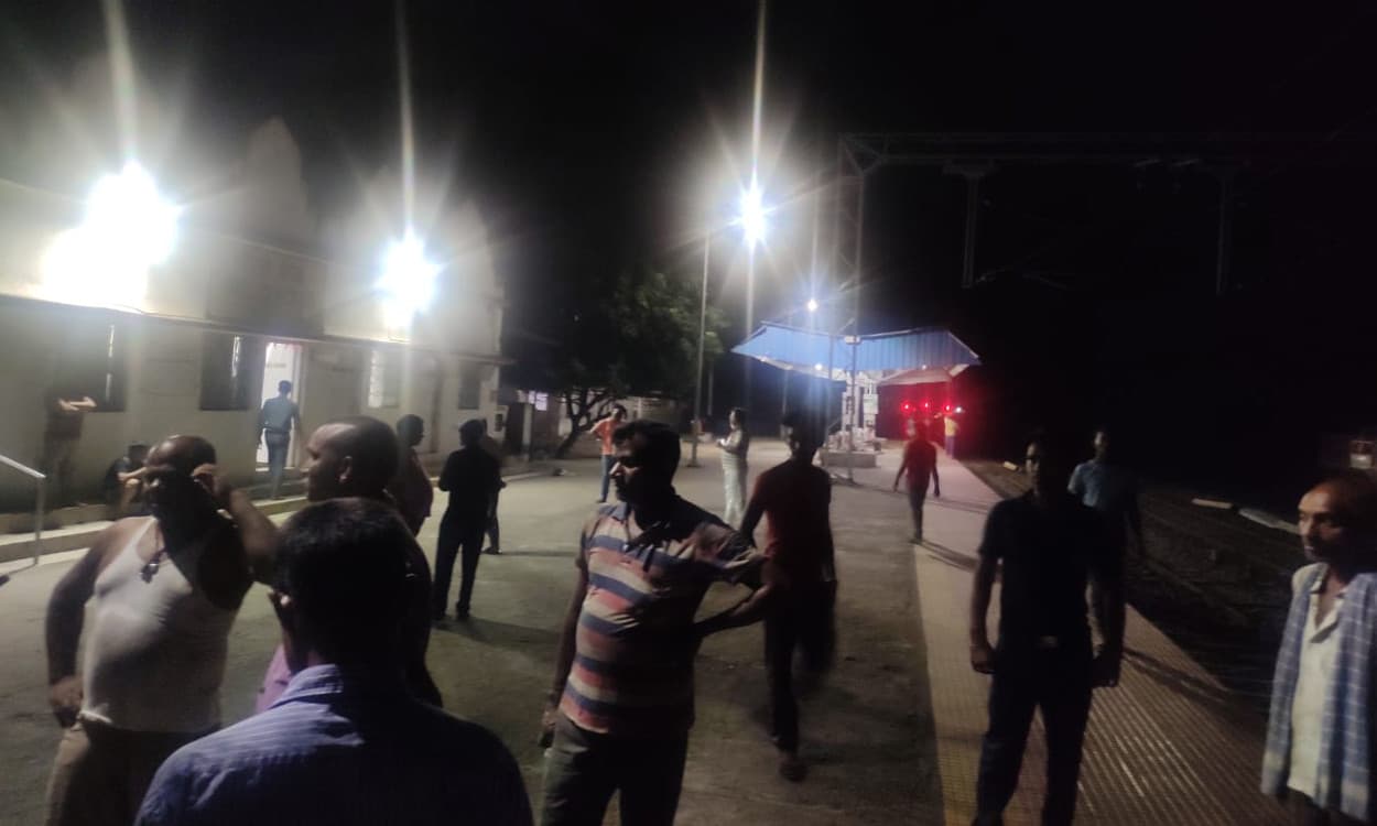 गोला के रेलवे साइडिंग में अपराधियों ने चलायी गोली, 2 सुरक्षा गार्ड घायल, रिम्स रेफर