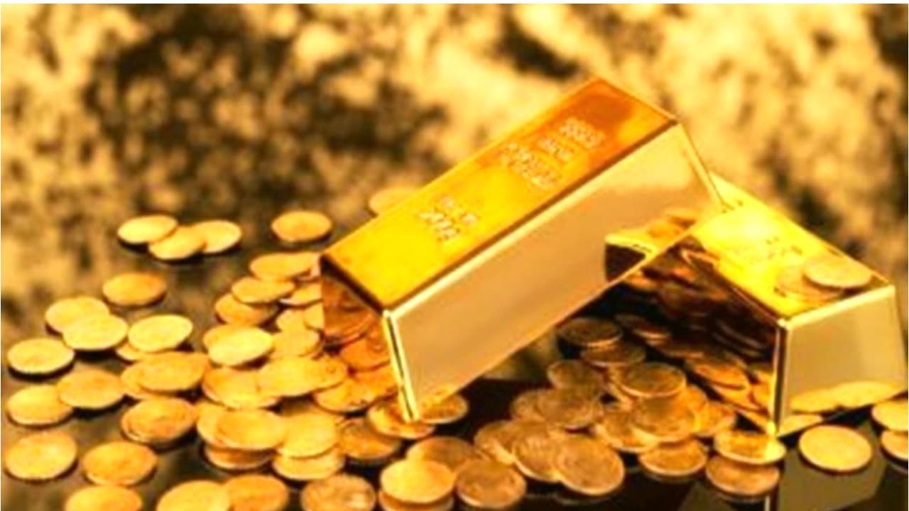 Gold Latest Rate Todays : रुपये में सुधार से सर्राफा बाजार में सस्ता हुआ सोना, चांदी के दाम में भी आई कमी