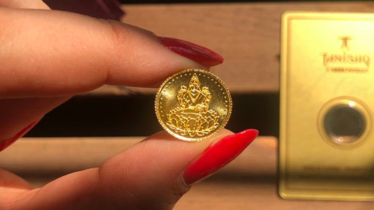 Akshaya Tritiya Offer: लूटो भाई लूटो! अक्षय तृतीया पर गोल्ड कॉइन फ्री, मेकिंग चार्ज पर भी भारी छूट