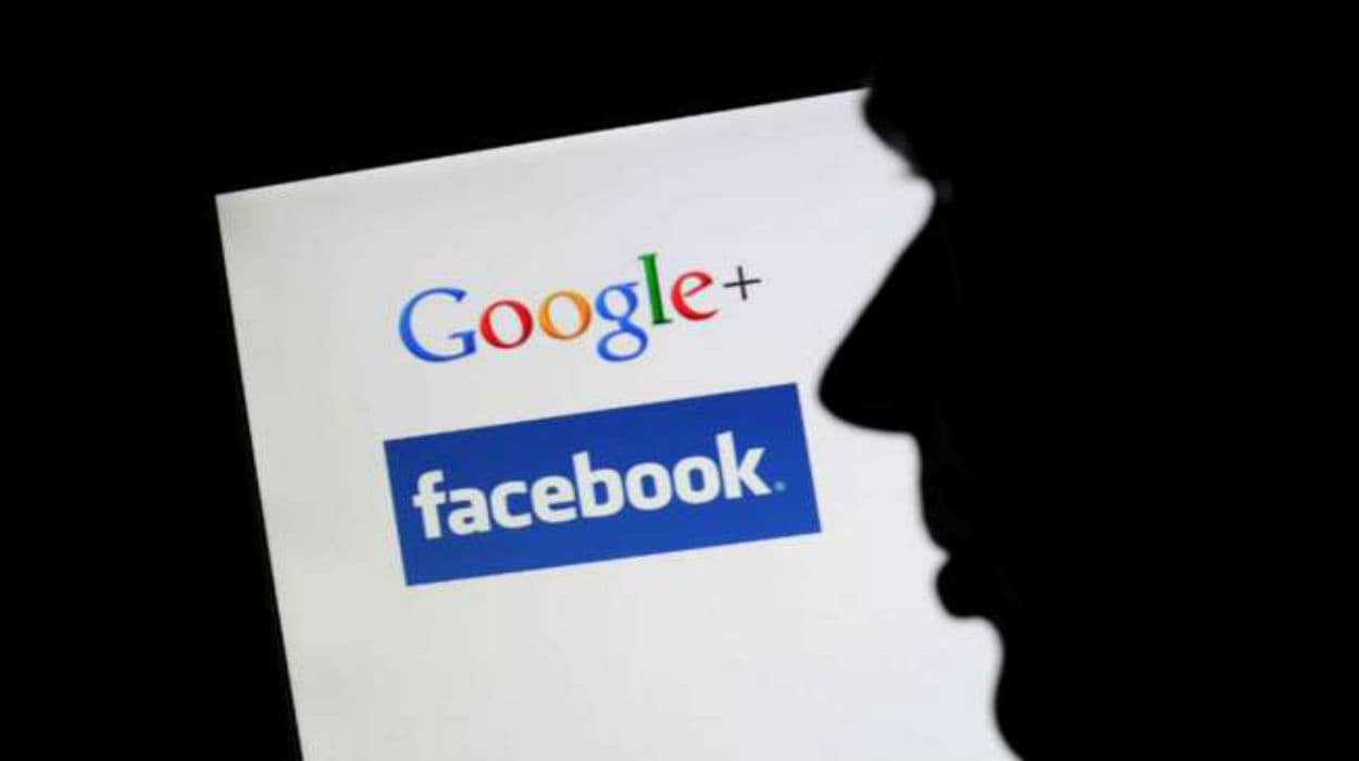 Corona crisis : डिजिटल विज्ञापनों में कमी से Google और Facebook की घट सकती है कमाई