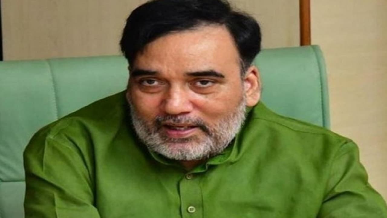 Delhi Pollution: दिल्ली में बिना PUC के 25 अक्टूबर से नहीं मिलेगा पेट्रोल-डीजल, केजरीवाल सरकार का फैसला