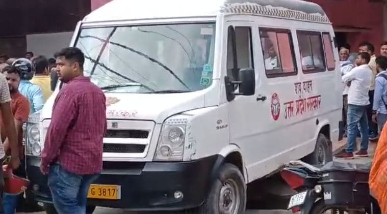 Gorakhpur News: भाजपा जिला उपाध्यक्ष के बच्चों ने की आत्महत्या, घर में फंदे से लटकता मिला भाई-बहन का शव