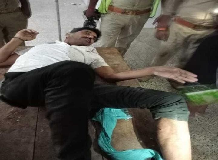 Gorakhpur News: बदमाश और पुलिस की मुठभेड़ में 25000 का इनामी गैंगस्‍टर बदमाश हुआ घायल, जानें पूरा मामला