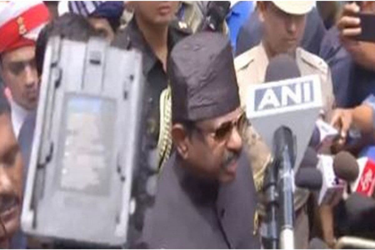 पंचायत चुनाव के दौरान हुई हिंसा पर बोले राज्यपाल, चुनाव गोलियों से नहीं, बैलेट पेपर से हो