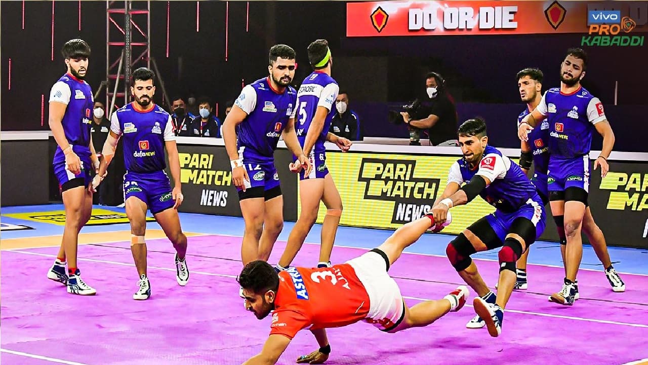 Pro Kabaddi League 2022: गुजरात जायंट्स ने हरियाणा स्टीलर्स को 32-26 से हराया, अजय और प्रदीप का सुपर रेड