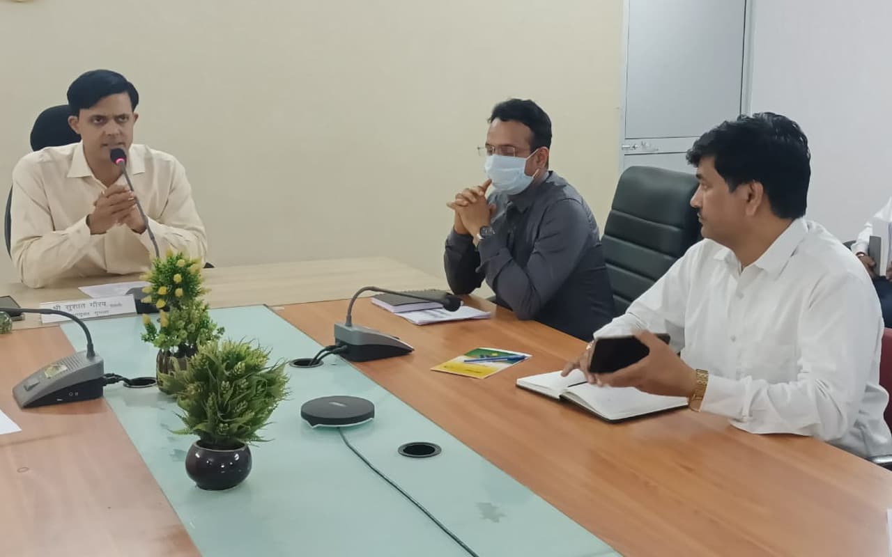 झारखंड : गुमला के सभी प्रखंडों में 16 मई से लगेगा शिविर, कृषि और शिक्षा से जुड़ी समस्याओं का होगा समाधान