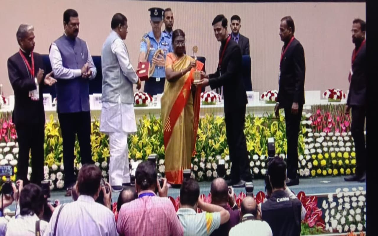 Explainer: राष्ट्रपति द्रौपदी मुर्मू के हाथों झारखंड के 9 जिलों को मिला भूमि सम्मान, इसके बारे मे जानें