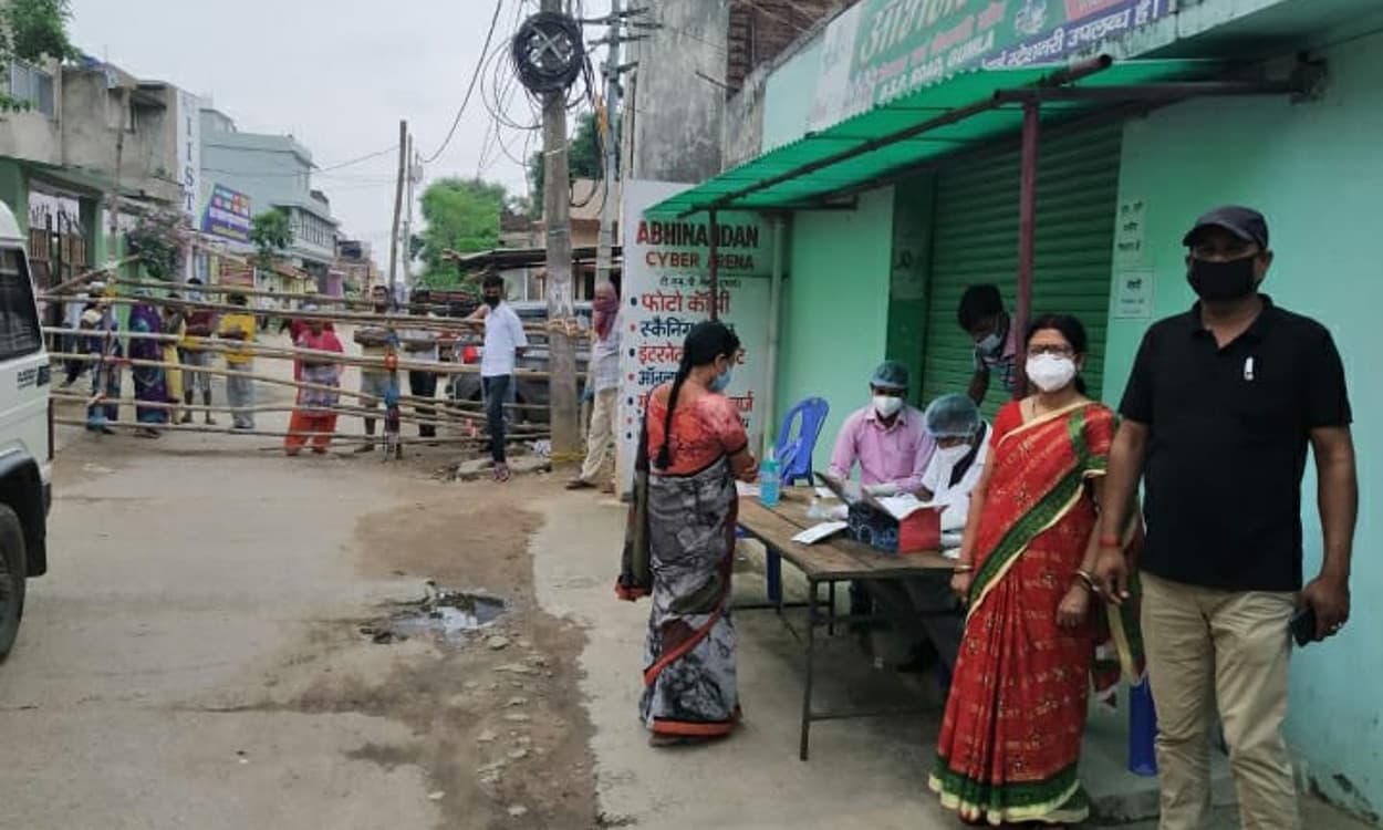 गुमला में नशीली पदार्थ व हथियार के साथ पकड़ाया आरोपी निकला कोरोना पॉजिटिव, थानेदार हुए होम कोरेंटिन