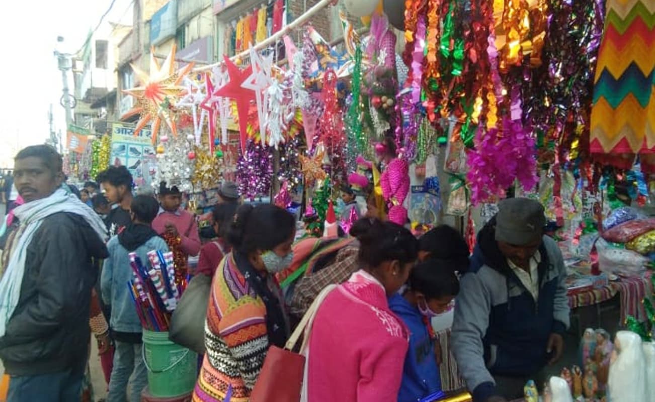 Happy Christmas 2020: गुमला धर्मप्रांत के 39 चर्चों में छायी क्रिसमस पर्व की खुशी