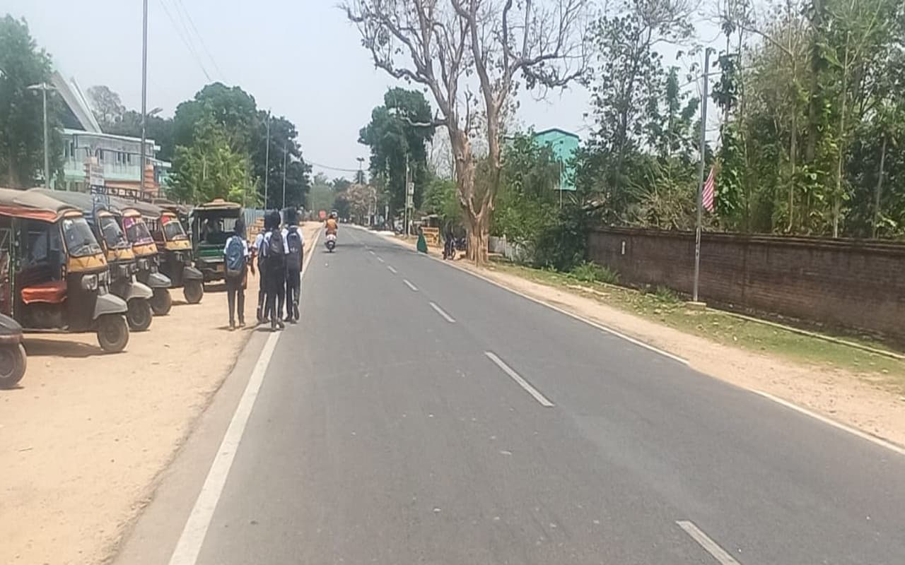 Jharkhand Weather News: गुमला का तापमान 40 डिग्री, गर्मी से खुद को बचाना है तो ऐसे करें उपाय