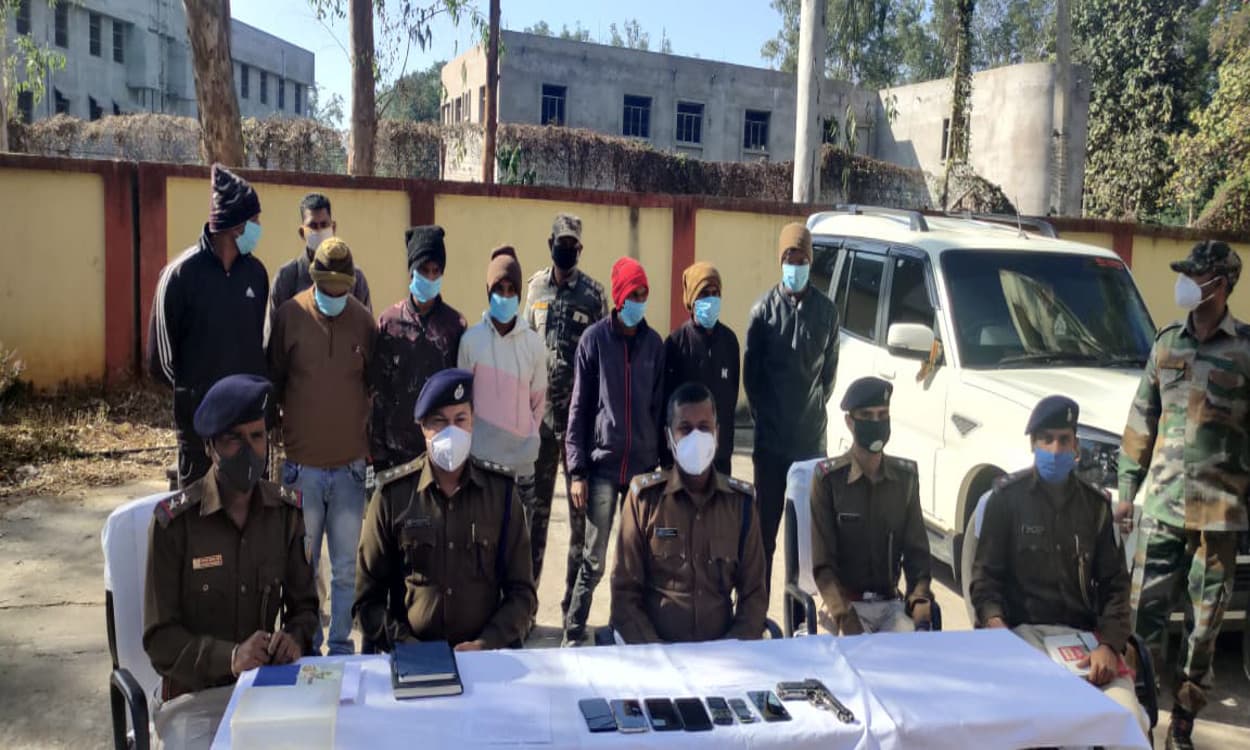 नकली पिस्तौल के सहारे रायडीह में ट्रक समेत सीमेंट लूट मामले का खुलासा, अंतर जिला के 7 आरोपी गिरफ्तार