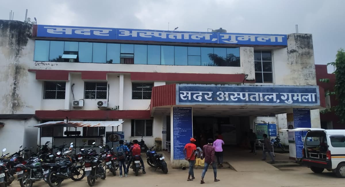 झारखंड: गुमला में यात्रियों से भरी गाड़ी पलटी, तीन लोगों की मौत, एक दर्जन घायल