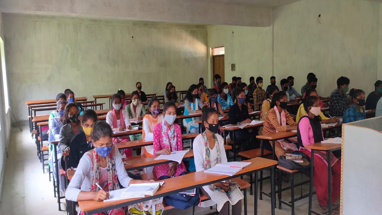 प्राइवेट स्कूल के 32 बच्चे कोरोना पाॅजिटिव, एंटीजन टेस्ट के बाद जम्मू-कश्मीर के राजौरी में सामने आये केस