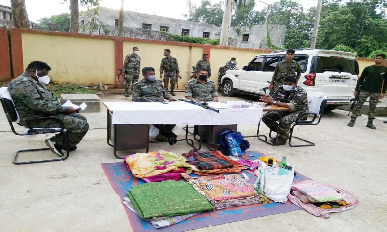 पीएलएफआई का कैंप ध्वस्त, मुठभेड़ में उग्रवादी बना प्रवासी मजदूर घायल