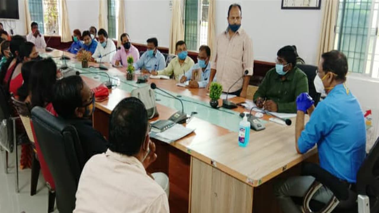 गुमला शहर से हटेगा अतिक्रमण, पटेल चौक से टावर चौक तक होगा सौंदर्यीकरण, DPR बनाने का निर्देश