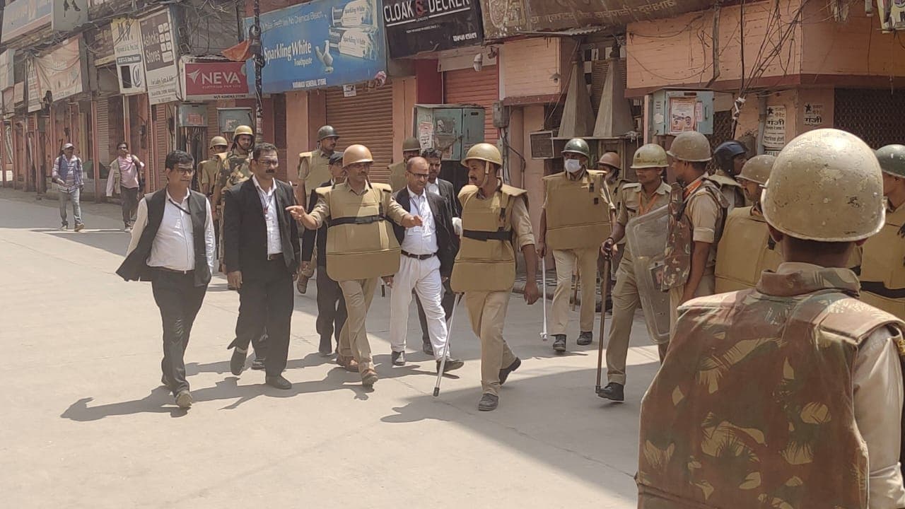 Gyanvapi Masjid Dispute: सर्वे का काम 80 फीसदी हुआ पूरा, टीम का दावा- आये हैं बहुत उत्साहजनक नतीजे Gyanvapi Masjid Dispute: सर्वे का काम 80 फीसदी हुआ पूरा, टीम का दावा- आये हैं बहुत उत्साहजनक नतीजे