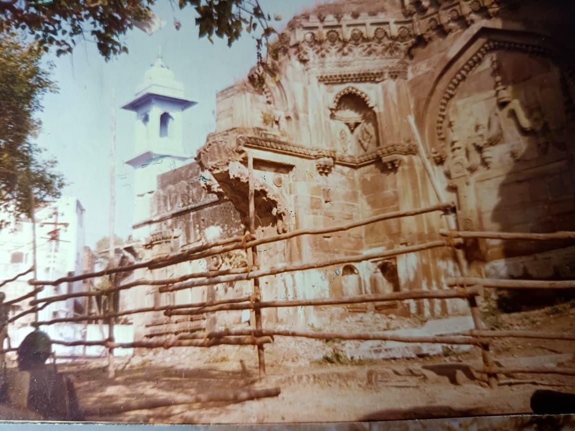 Gyanvapi Masjid Dispute: हिंदू सेना ने ज्ञानवापी पर दी याच‍िका, जानें क्‍या की मांग