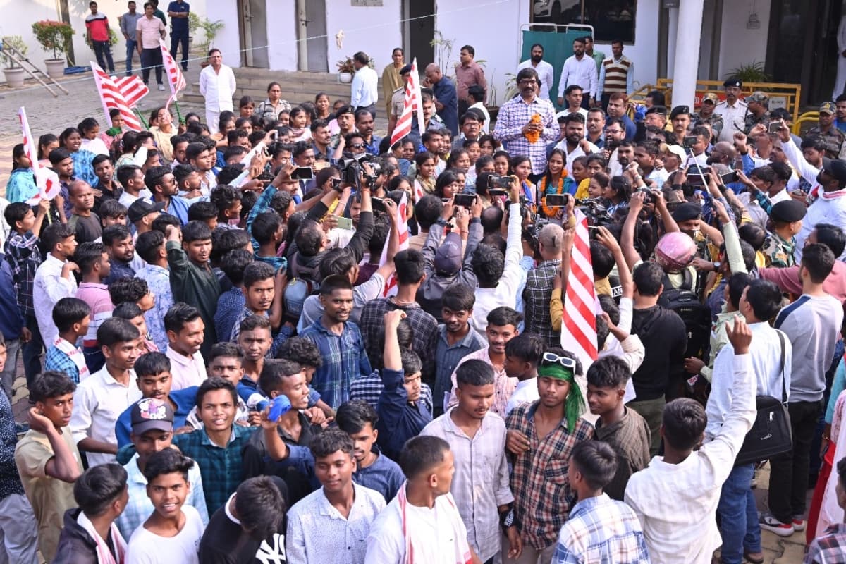 झारखंड: भारत बंद के दौरान ST/SC छात्रों पर दर्ज मुकदमे वापस लेने पर सीएम हेमंत सोरेन के प्रति जताया आभार