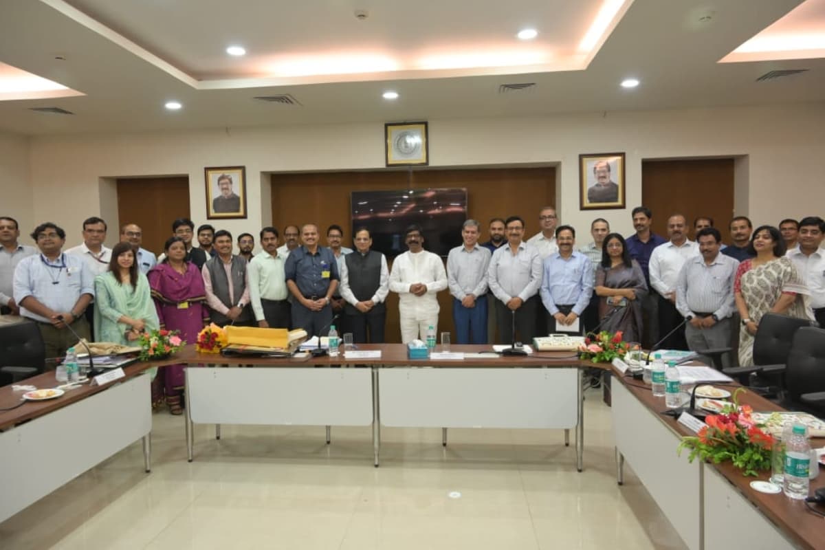 नीति आयोग से बोले सीएम हेमंत सोरेन, कोयले पर बढ़ायी जाए रॉयल्टी व ग्रीन कार्डधारियों को एफसीआई से मिले राशन